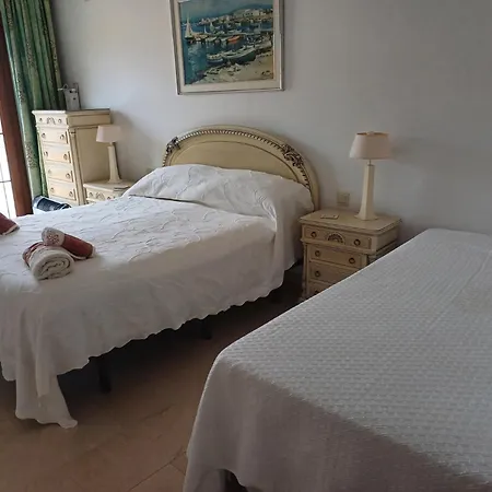 Homestay Hermosa En Loma Del Rey San Roque (Andalucia)