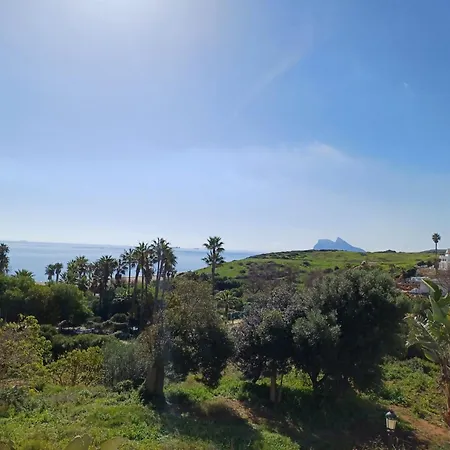 Hermosa En Loma Del Rey